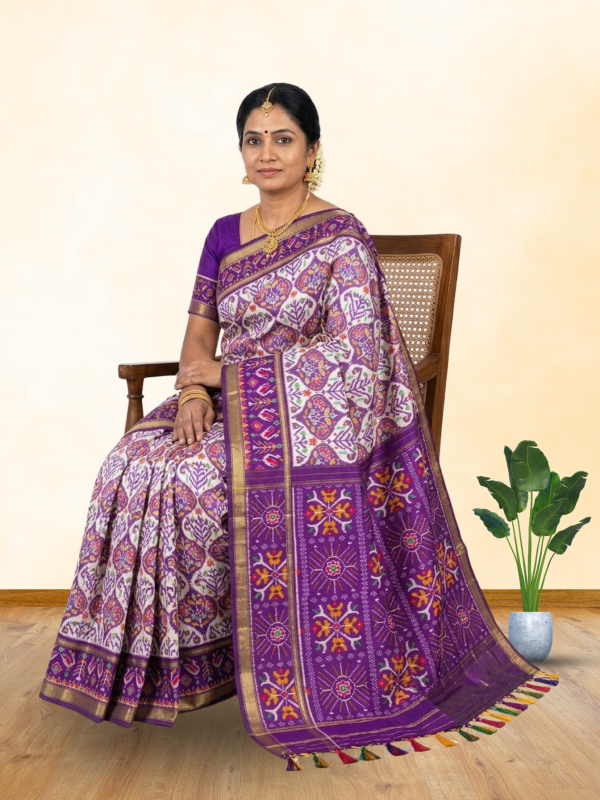 Cream Blue handloom patalo design pochampally Ikat silk saree