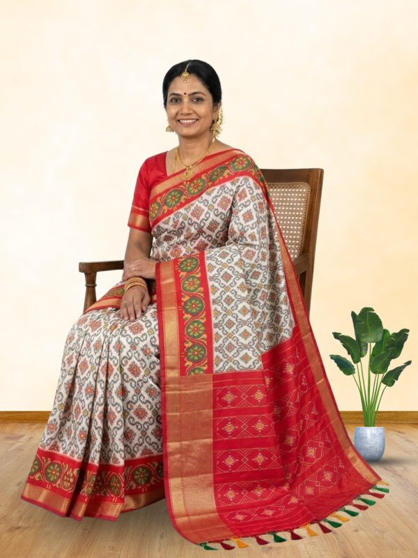 White red handloom patola pochampally ikat silk saree
